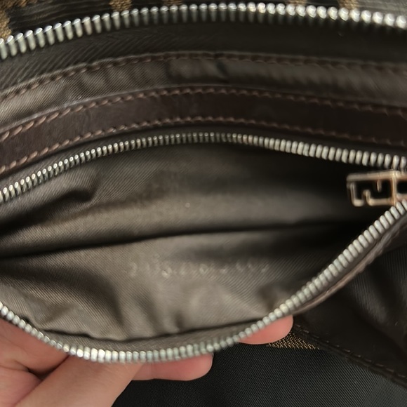 Fendi zucca baguette crossbody - Picture 10 of 14